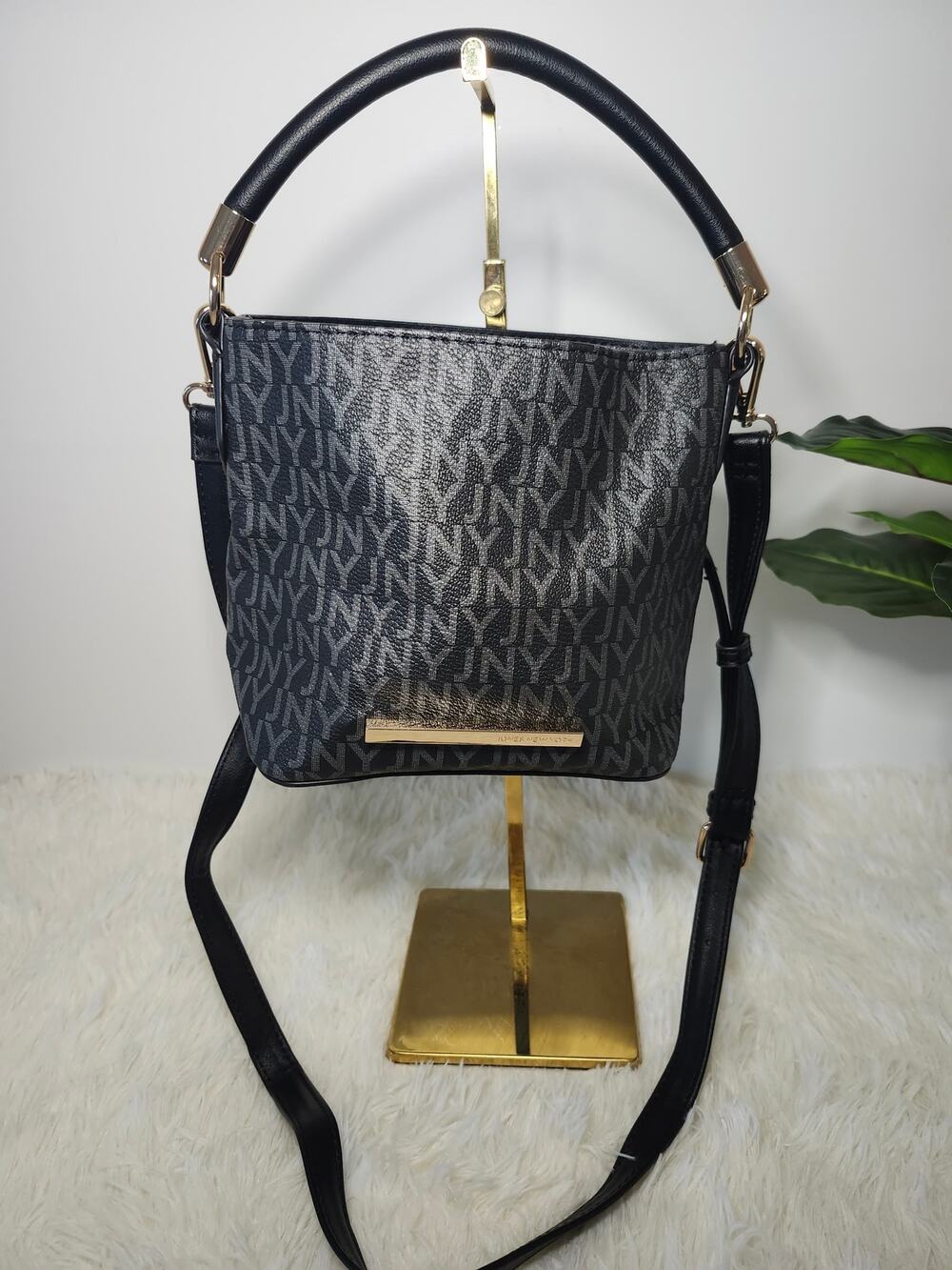 Jones New York Monogram Bucket Bag Black Monogram Minimalist
